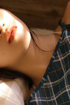 囚禁少女电影免费播放